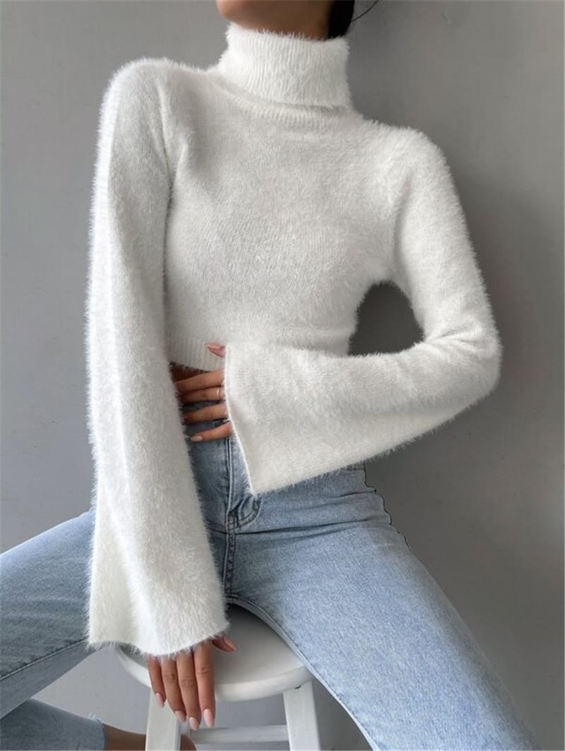 Inaya - Turtleneck Cropped Plush Sweater